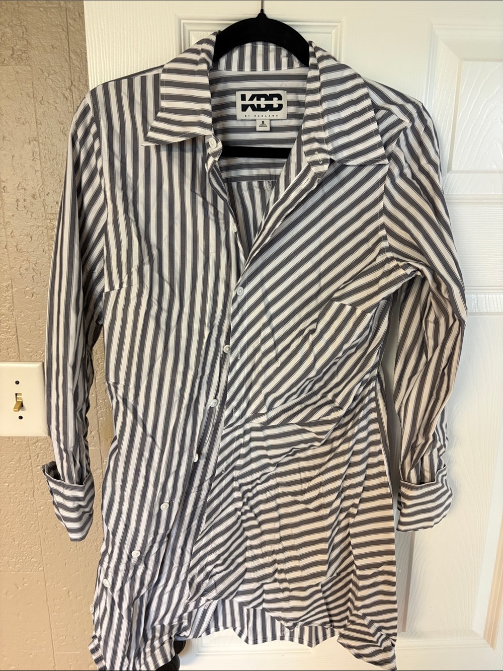 Men’s Striped Black & White Button-Up Shirt Jacket